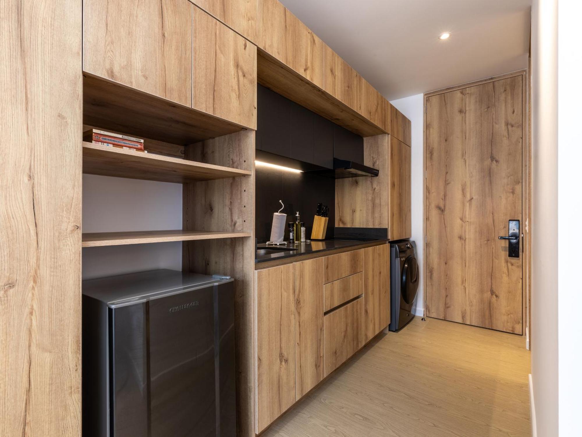 Nuevecuatro By Wynwood House Apartment