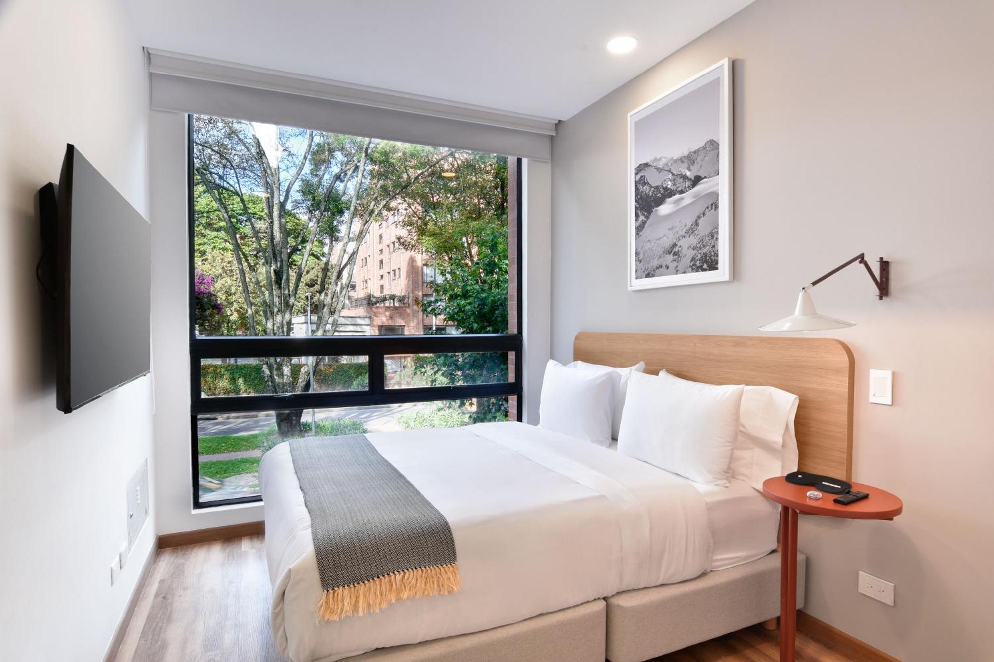 Nuevecuatro By Wynwood House Apartment